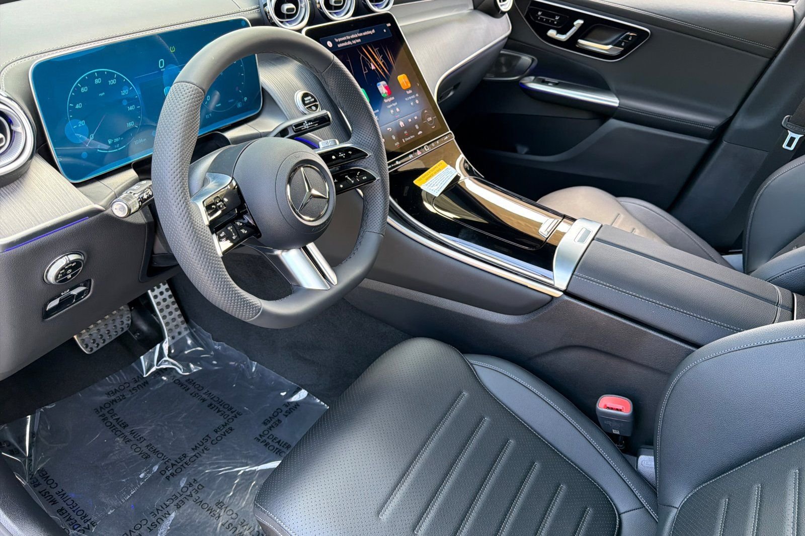 New 2026 Black Mercedes-Benz GLC 300 image 10