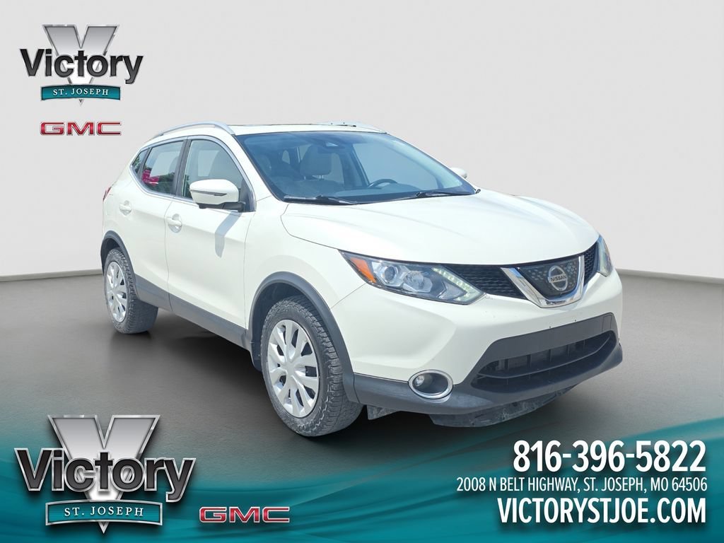 2018 Nissan Rogue Sport SL AWD's photo