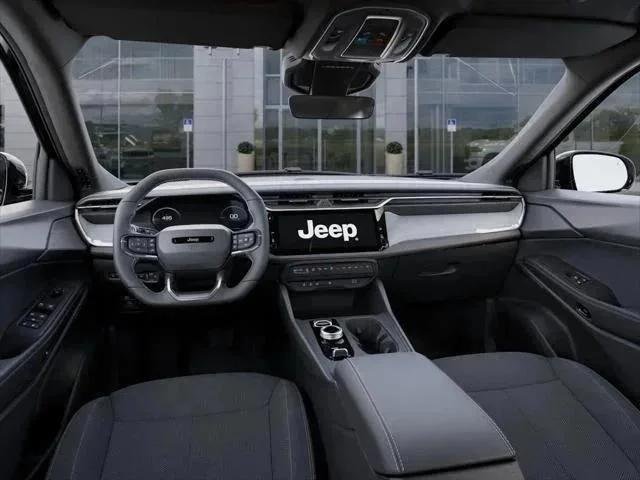 New 2026 Diamond Black Crystal Pearl-Coat Exterior Paint Jeep Laredo image 14