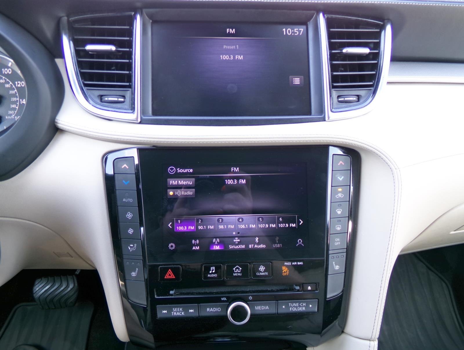 Used 2021 Graphite Shadow INFINITI LUXE image 9