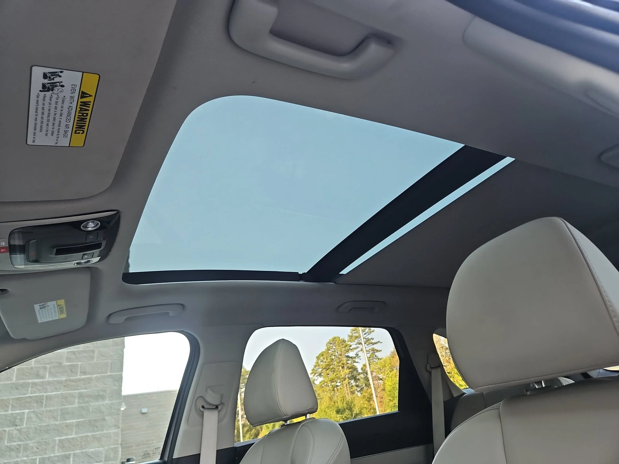 Used 2025 Wolf Gray Kia EX image 25