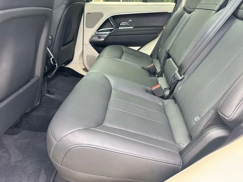 Certified Used 2023 White Land Rover SE image 13