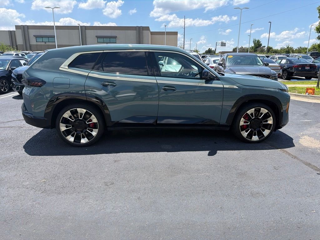 Used 2023 Green BMW Base image 8