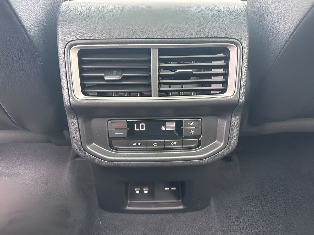 2026 Volkswagen Atlas SE w/Tech - Photo 26