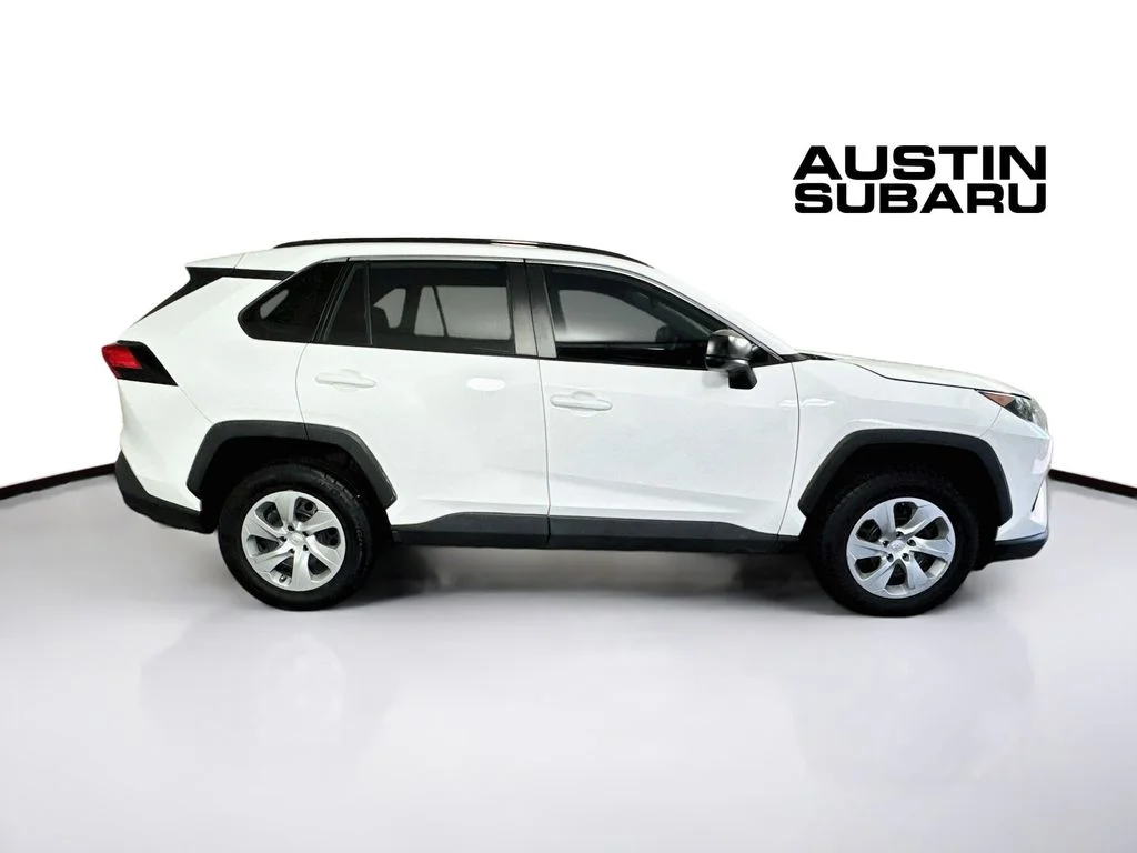 Used 2020 White Toyota LE image 8