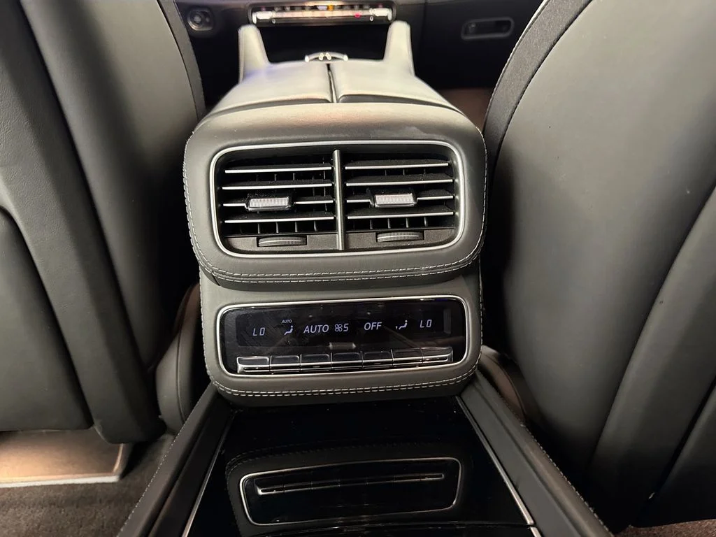Used 2021 Black Mercedes-Benz Maybach GLS 600 image 26