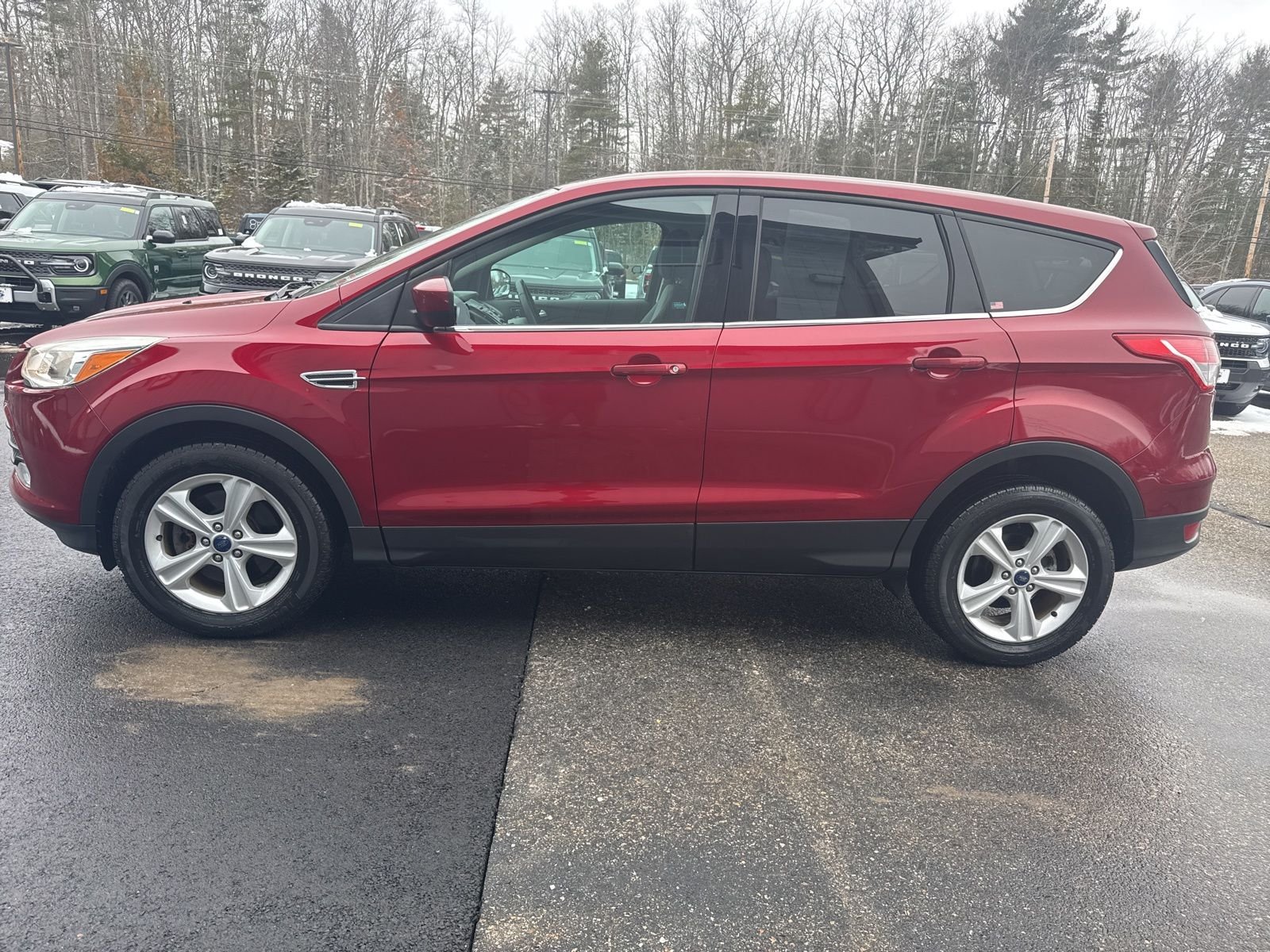 Used 2015 Ford Escape SE with VIN 1FMCU9GX2FUB22400 for sale in Arundel, ME