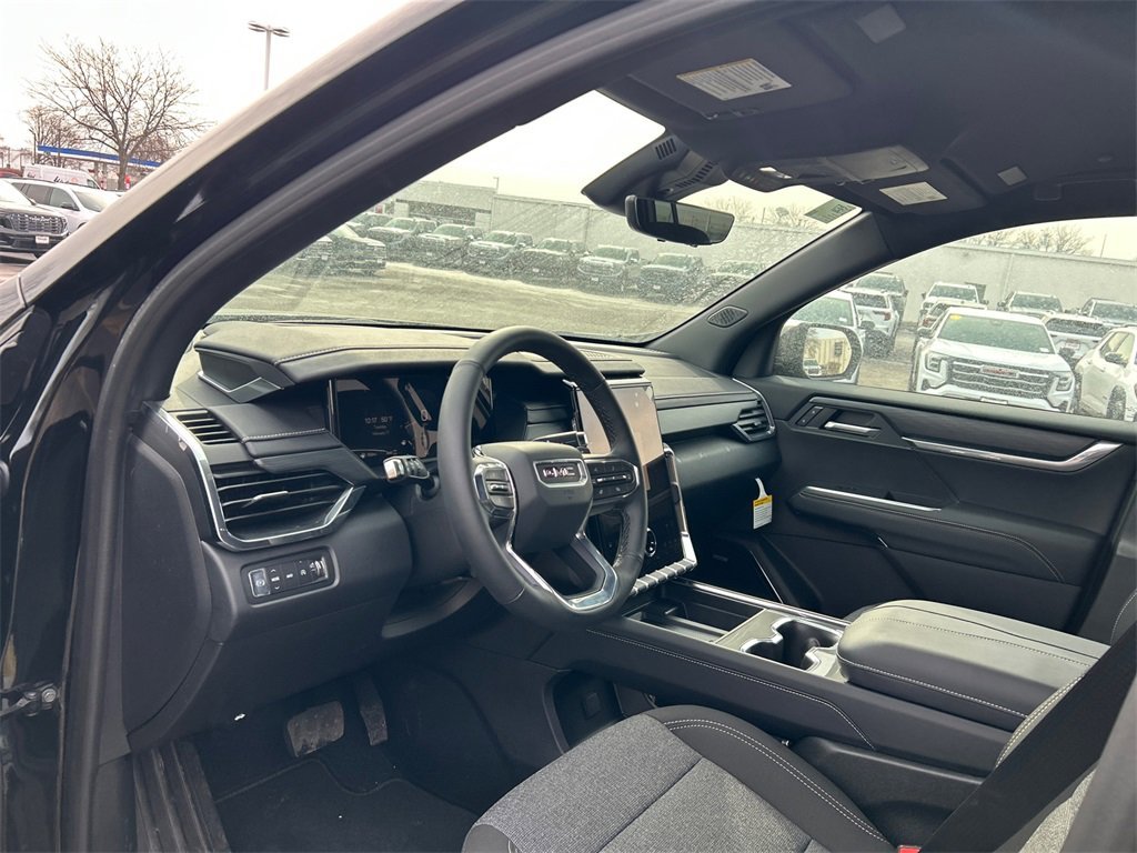 2026 GMC ACADIA - Image 17