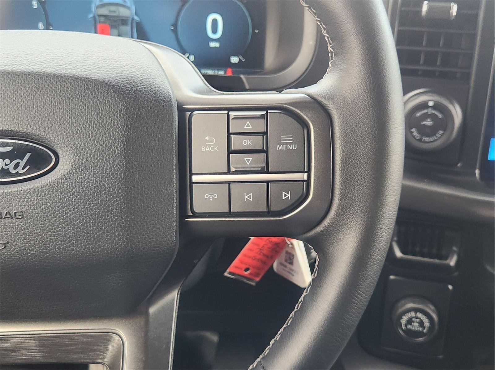 2024 Ford F-150 photo 29 of 33