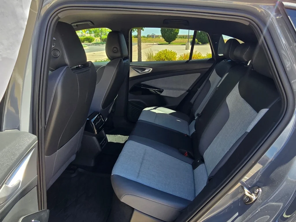 Used 2024 Pure Gray Volkswagen Standard image 13