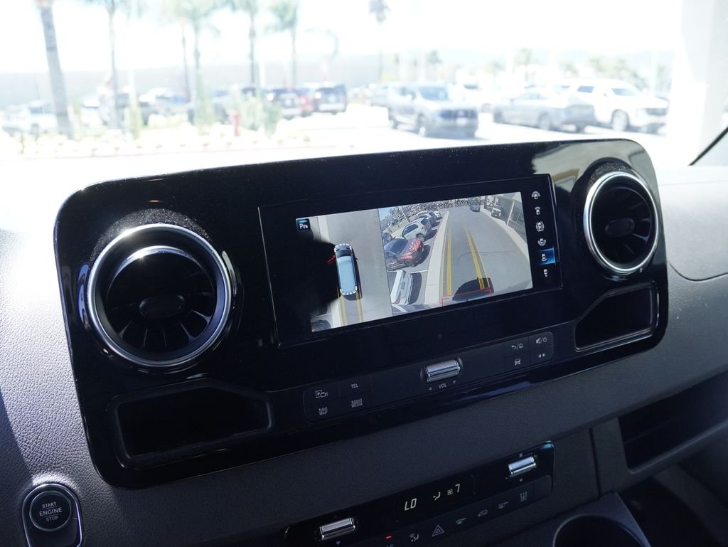 Used 2023  Mercedes-Benz Passenger 144 WB image 16