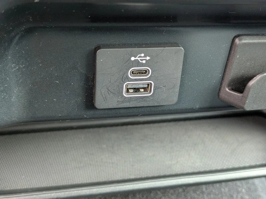 Used 2025 White Ford XLT image 22