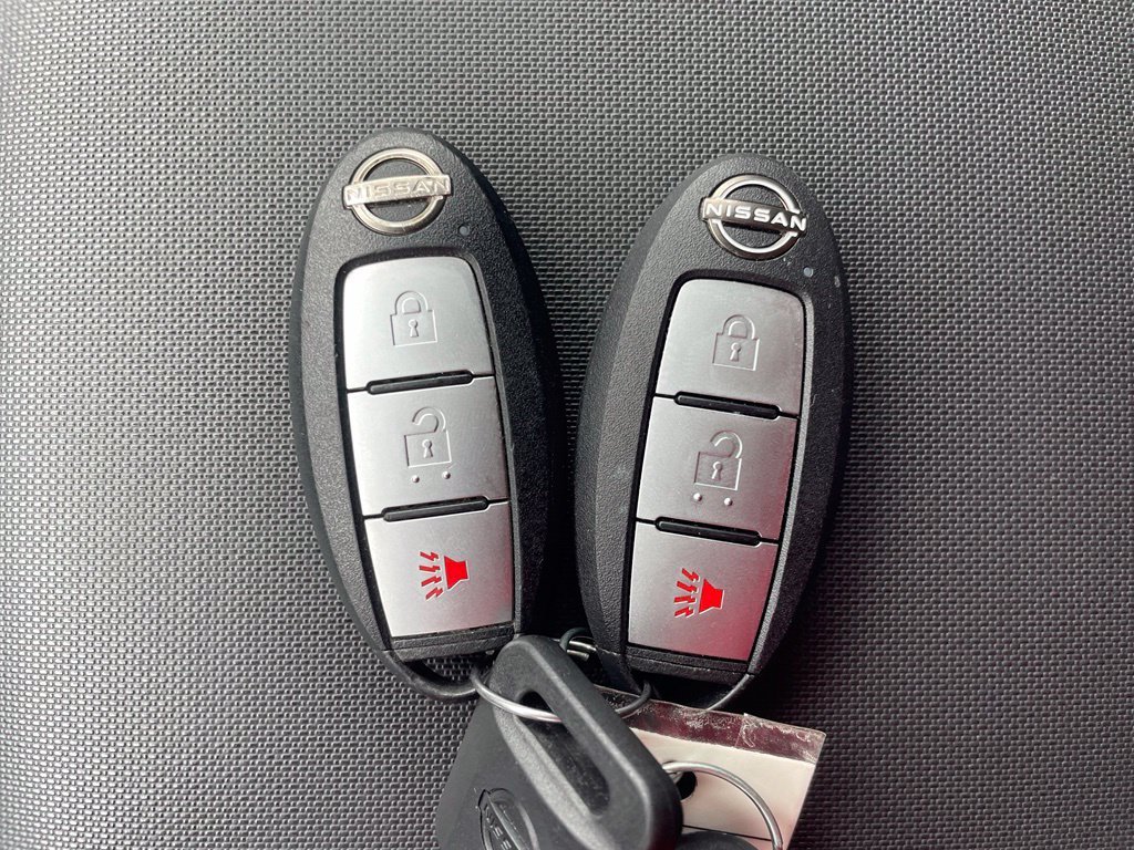 Certified Used 2024 White Nissan S image 30