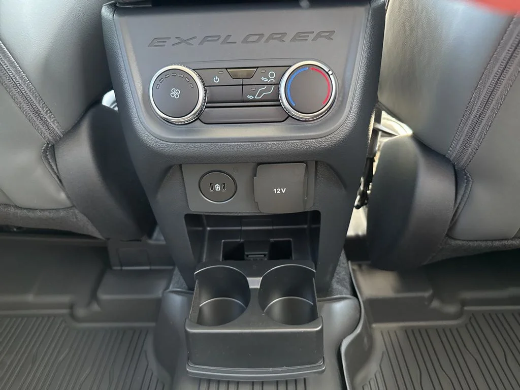 New 2026 Space White Metallic Ford Active image 26
