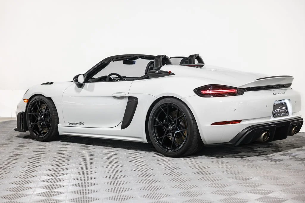 2024 Porsche 718 Spyder RS - Photo 19