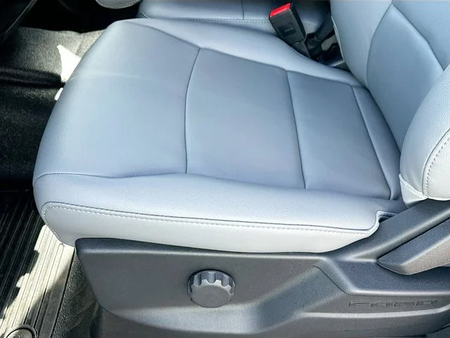 New 2026 Oxford White Ford XL image 12