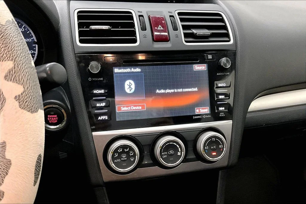 Used 2015 Gray Subaru 2.0i Limited image 14