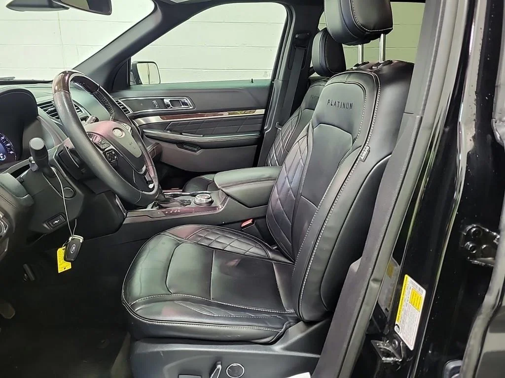 Used 2018 Black Ford Platinum image 6