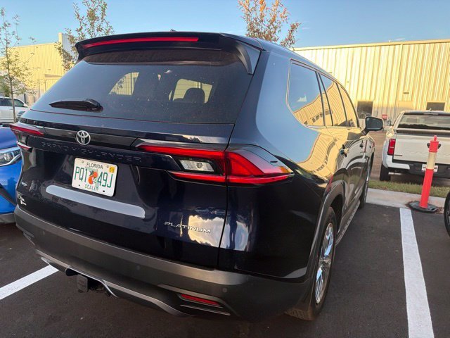 Used 2025  Toyota Platinum image 12