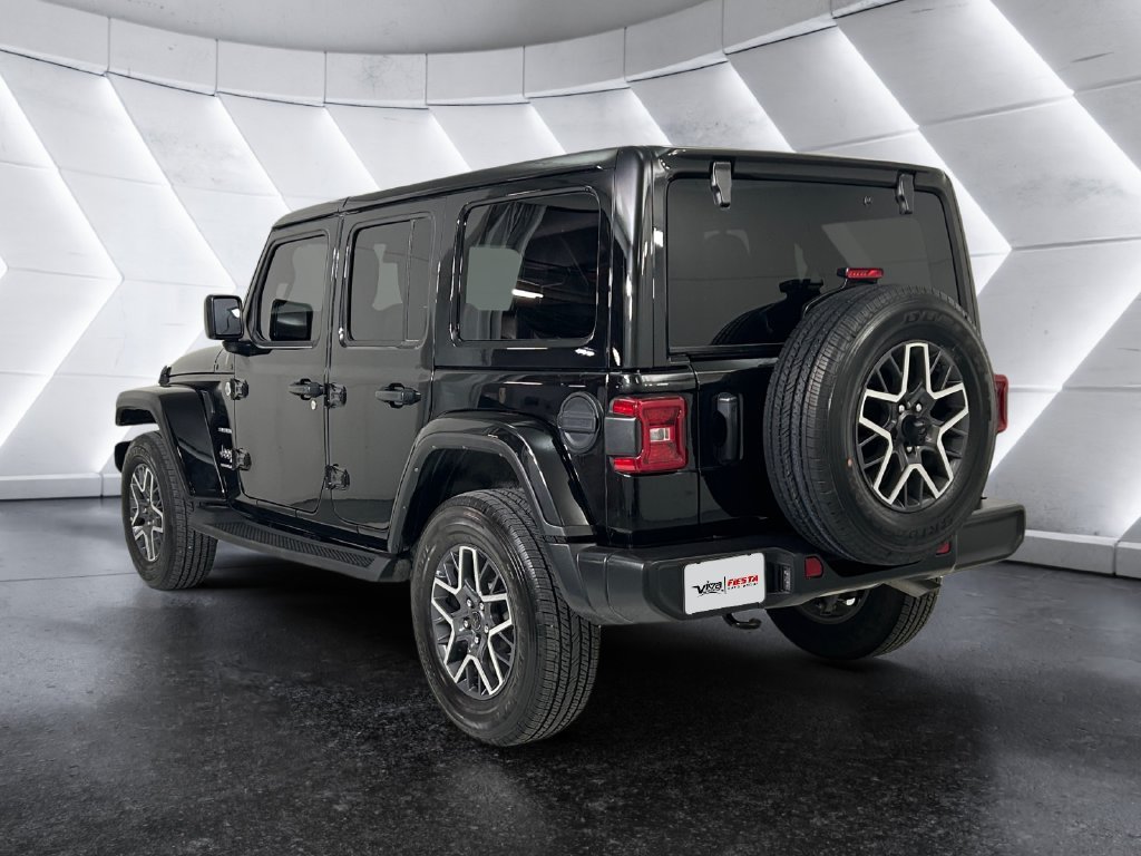 Used 2024 Black Jeep Sahara image 6