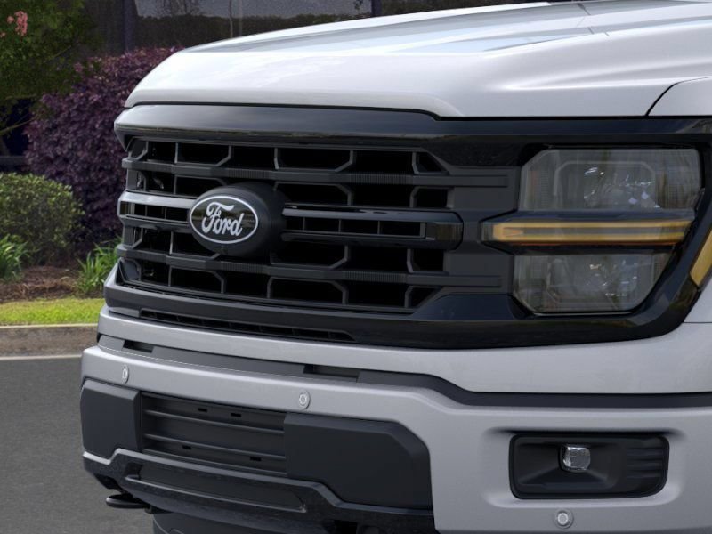 New 2026 Iconic Silver Metallic Ford XLT image 39