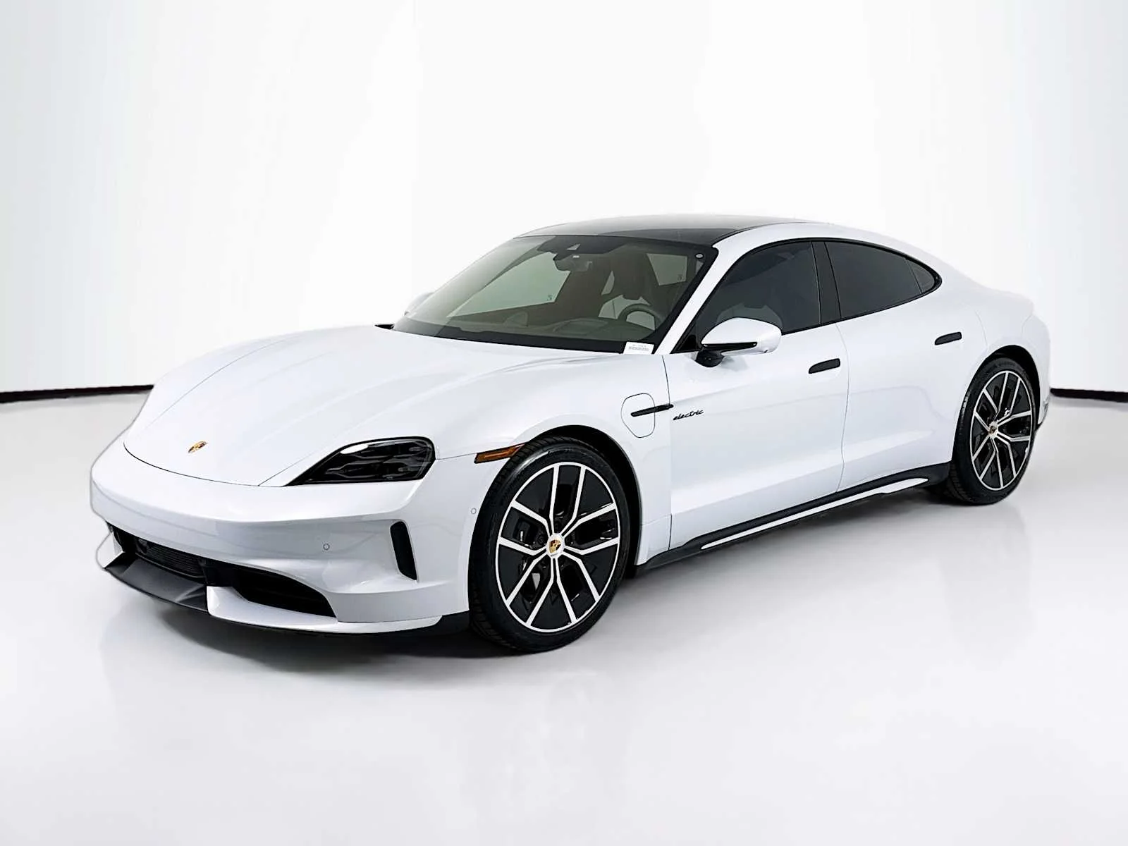 2026 Porsche Taycan 4 Black Edition
