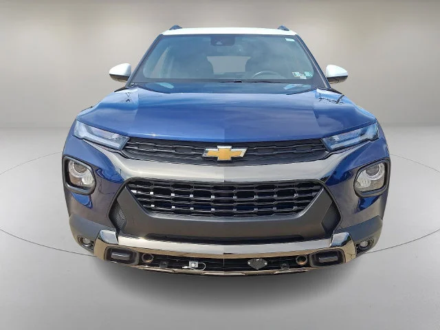 Used 2023 Blue Chevrolet ACTIV image 3