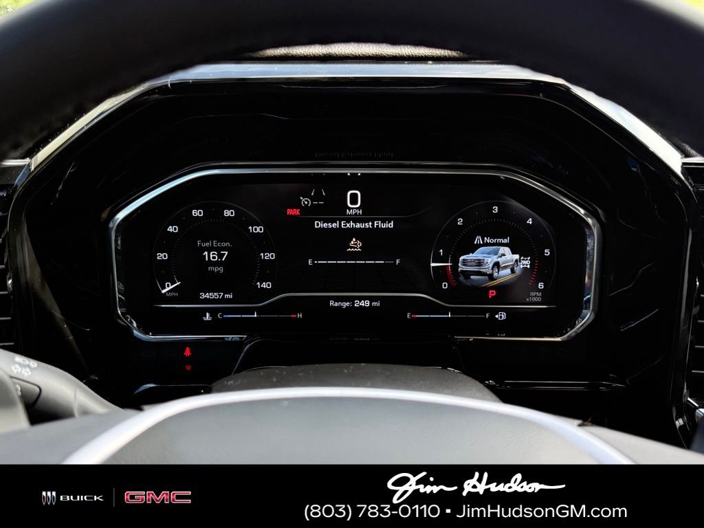 Used 2025 Silver GMC SLT image 27