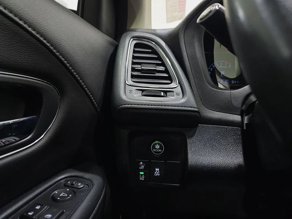 Used 2019 Black Honda Touring image 28