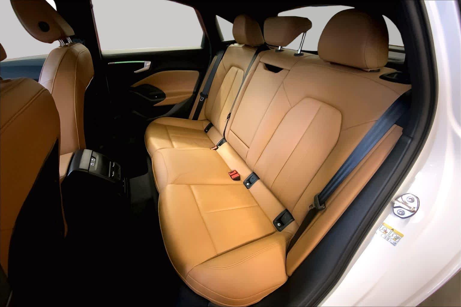 Used 2025 Glacier White Metallic Audi Premium image 21