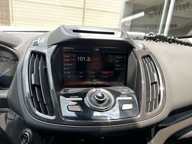Used 2014 White Ford Titanium image 17