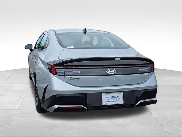 2025 Hyundai Sonata Hybrid SEL - Photo 7