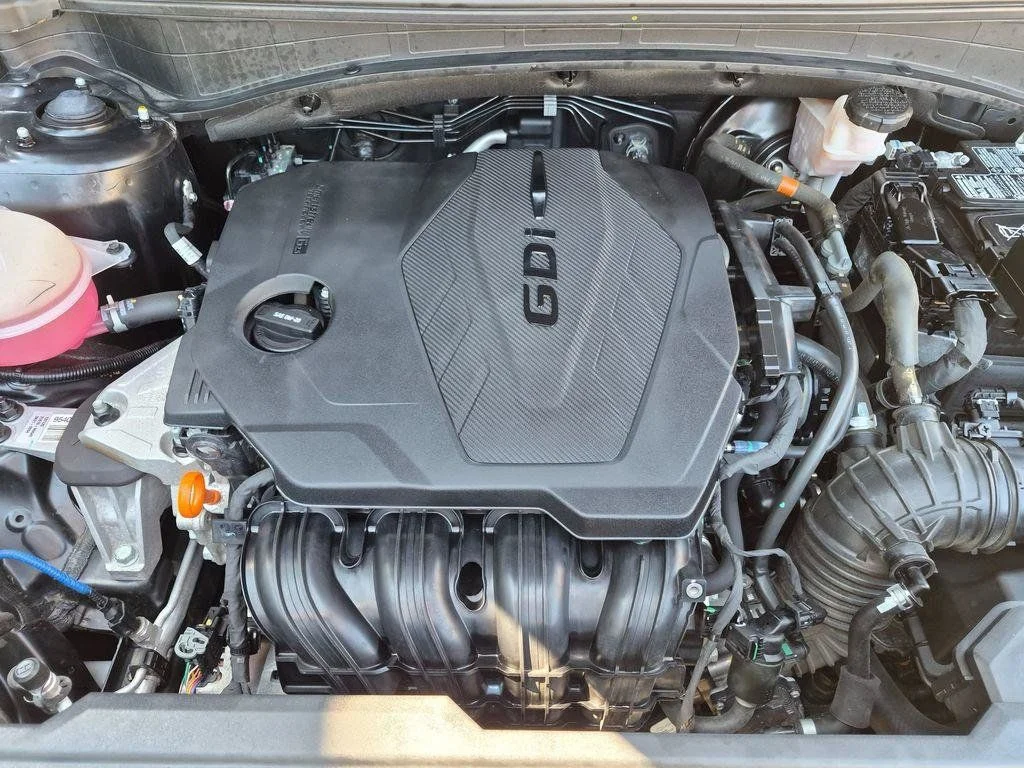 Used 2023 Black Kia X-Line image 29