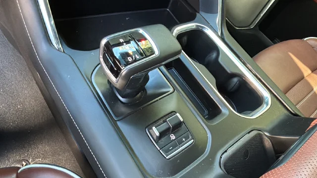 Used 2024 Silver GMC Denali Ultimate image 30
