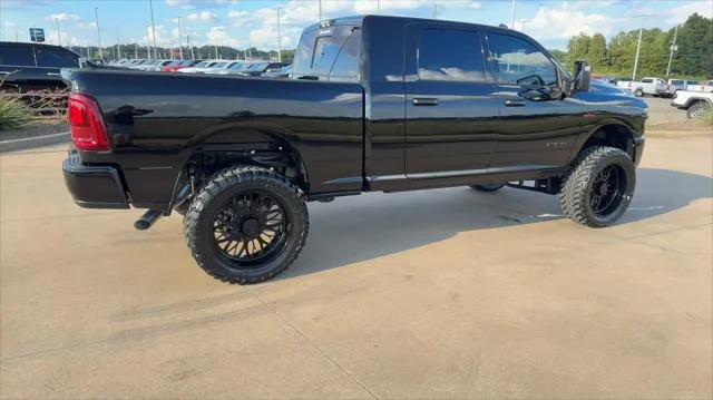New 2026 Diamond Black Crystal Pearl-Coat Exterior Paint RAM Laramie image 8