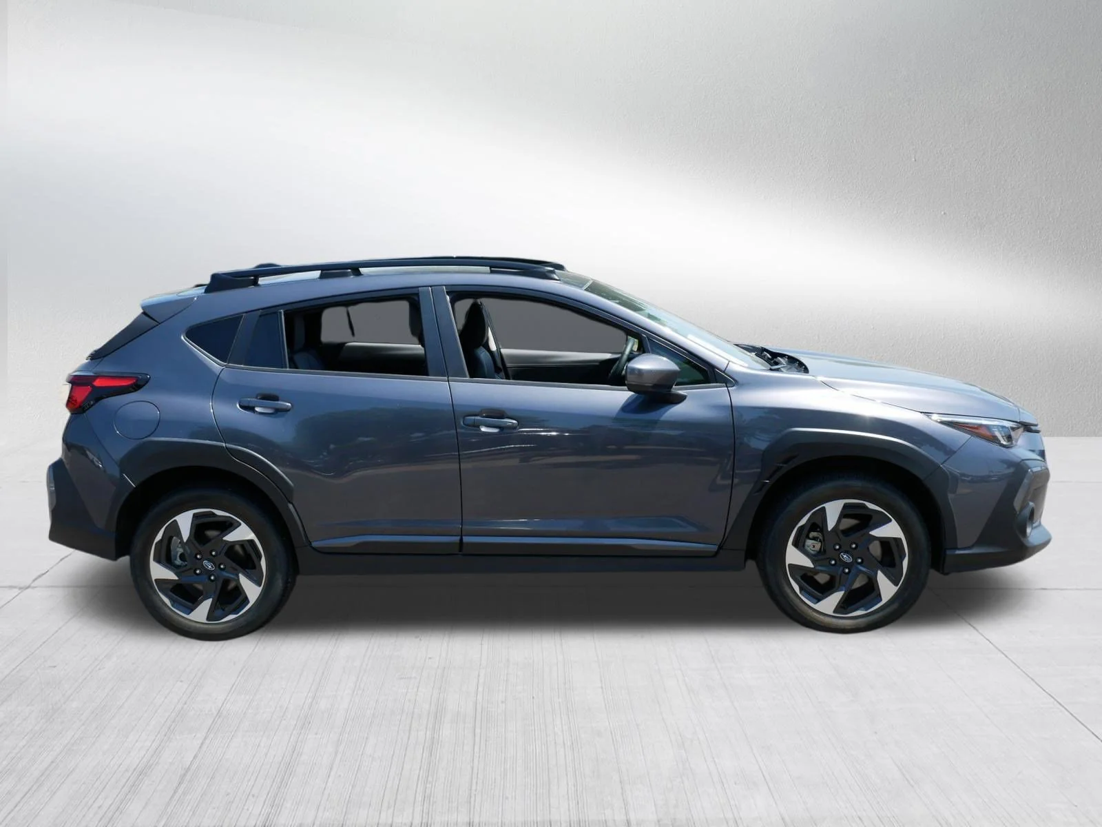 Used 2024 Magnetite Gray Metallic Subaru Limited image 8