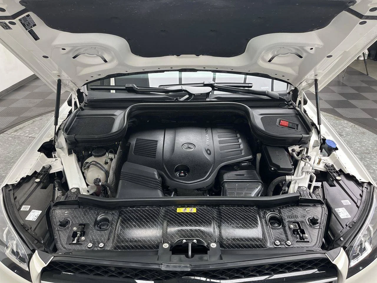 2023 Mercedes-Benz GLS GLS450 - Photo 32