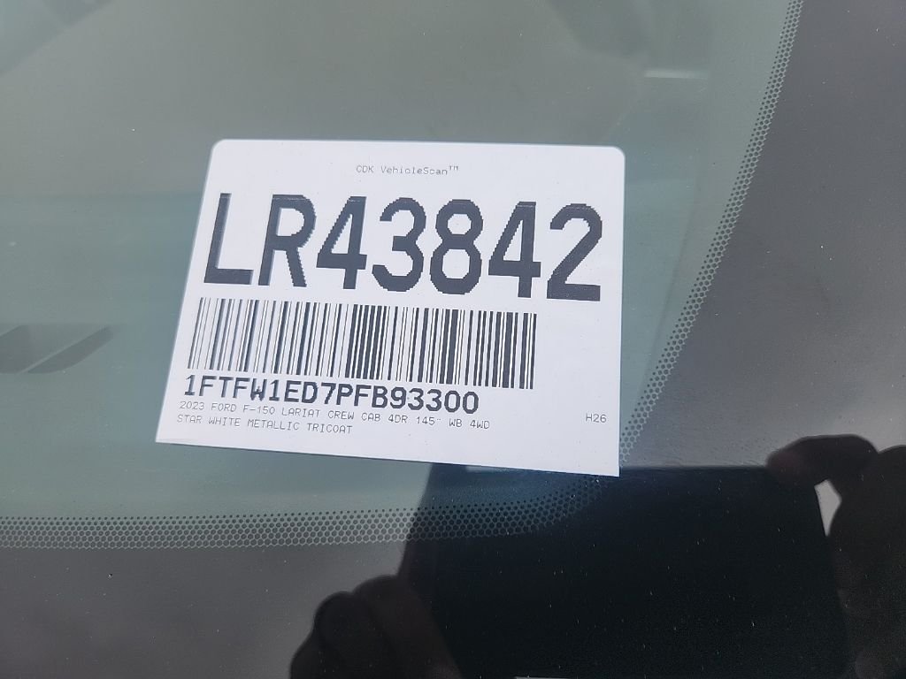 Used 2023 White Ford Lariat image 5