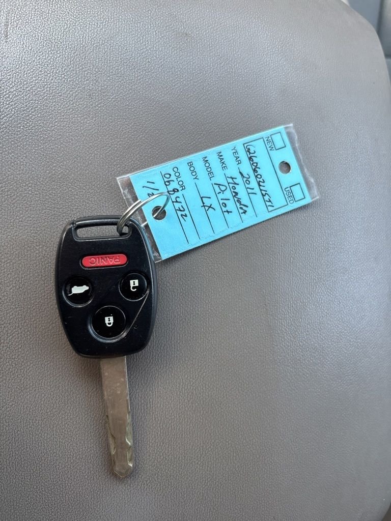Used 2011 Gray Honda LX image 26