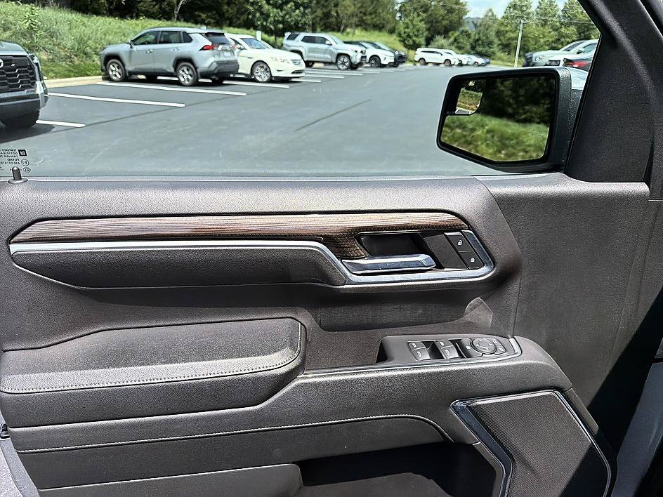 Used 2023 Sterling Gray Metallic Chevrolet LT image 11