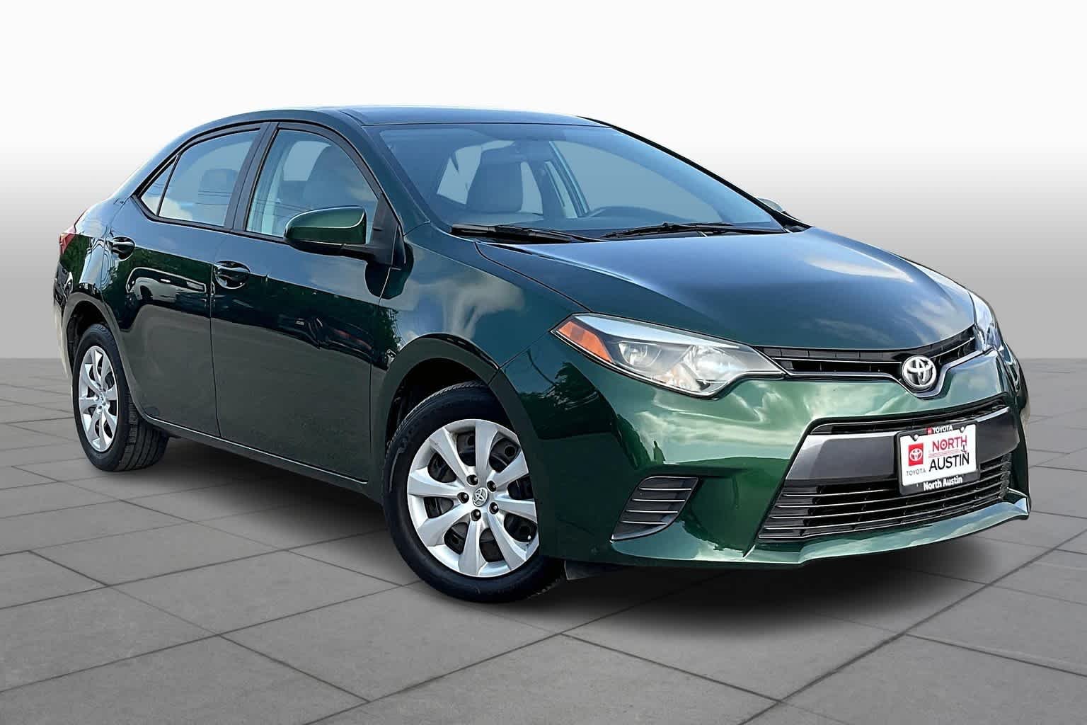 Used 2015 4Evergreen Mica Toyota LE image 3