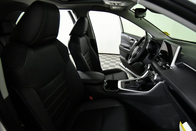 2025 Toyota RAV4 XLE Premium - Photo 22