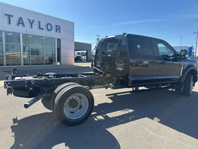 New 2026 Agate Black Metallic Ford F-550® XL image 20