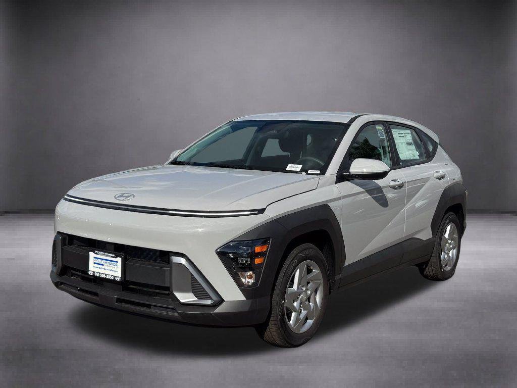 New 2027 Gray Hyundai SE FWD image 3