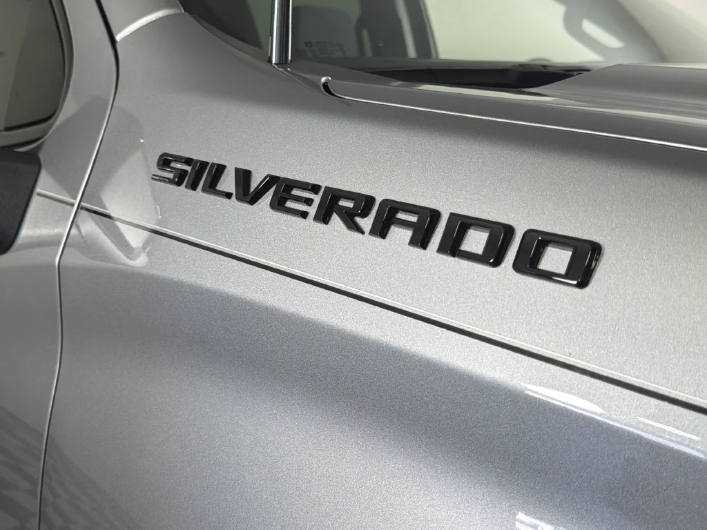 Used 2025 Sterling Gray Metallic Chevrolet RST image 38