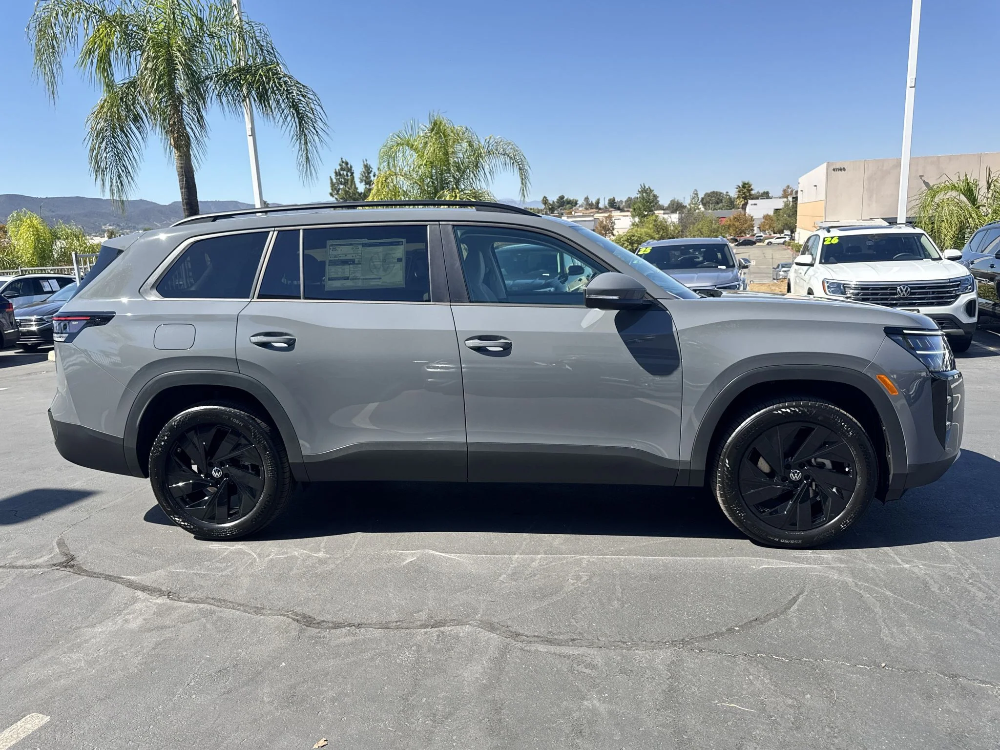 New 2027 Pure Gray Volkswagen SE w/Technology image 8