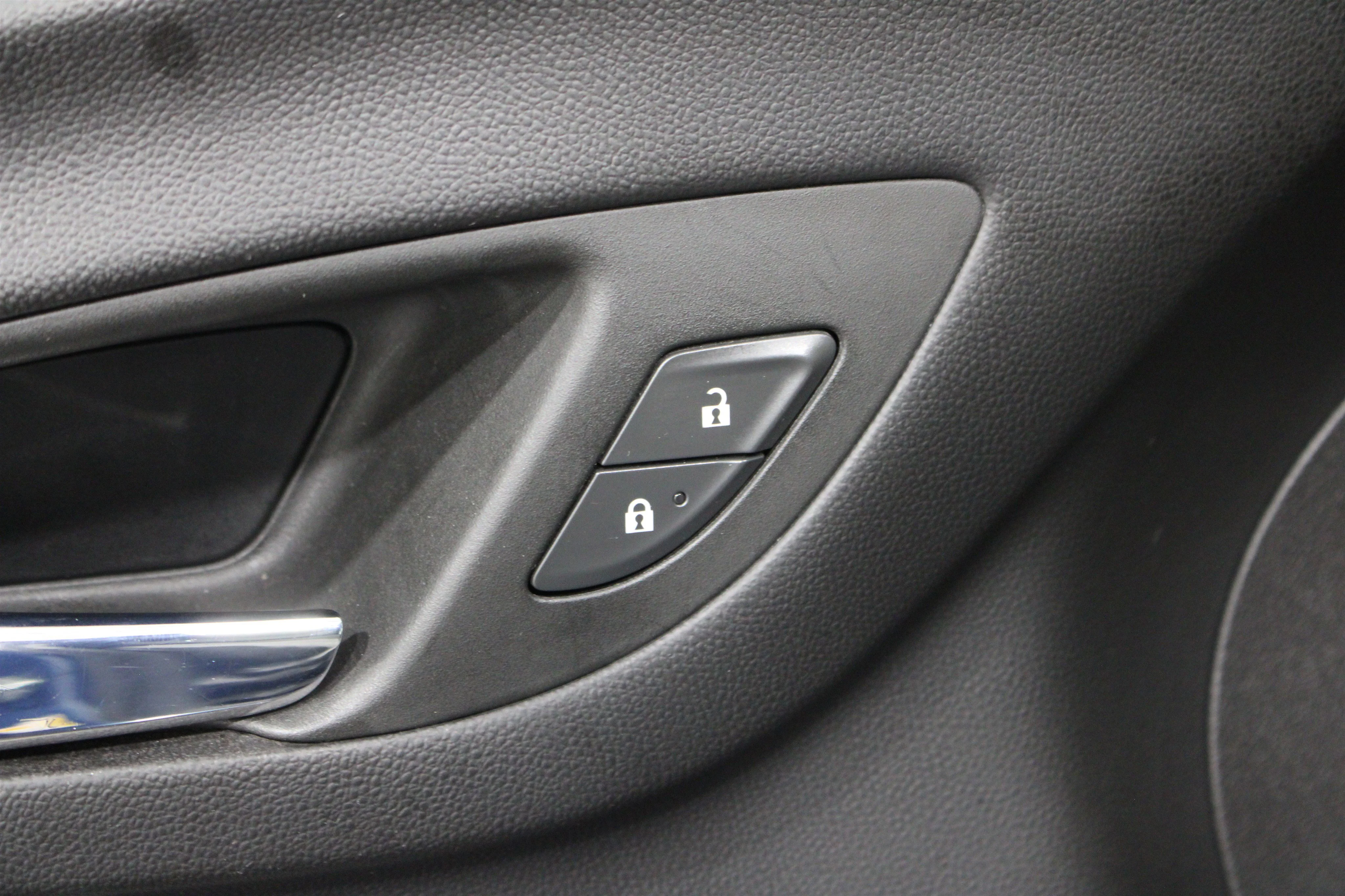 2024 Chevrolet Equinox LS - Photo 8