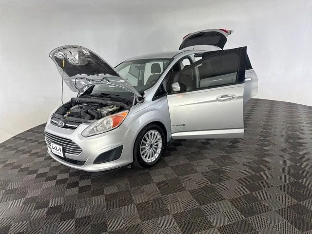 Used 2015 Silver Ford SE image 12