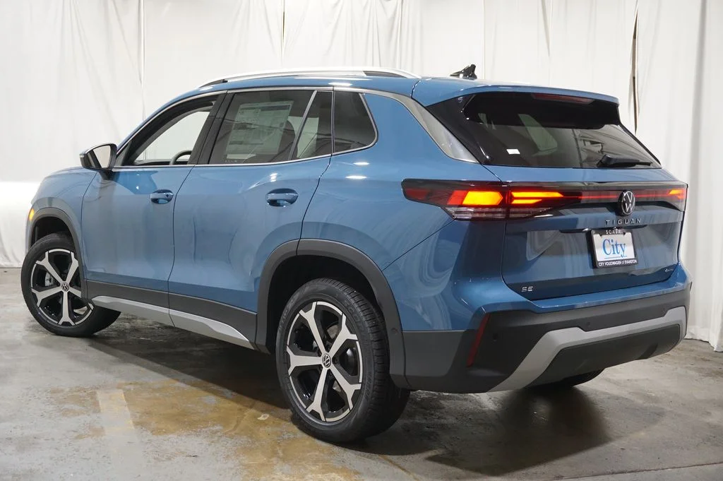 New 2026 Blue Volkswagen 2.0T SE image 8