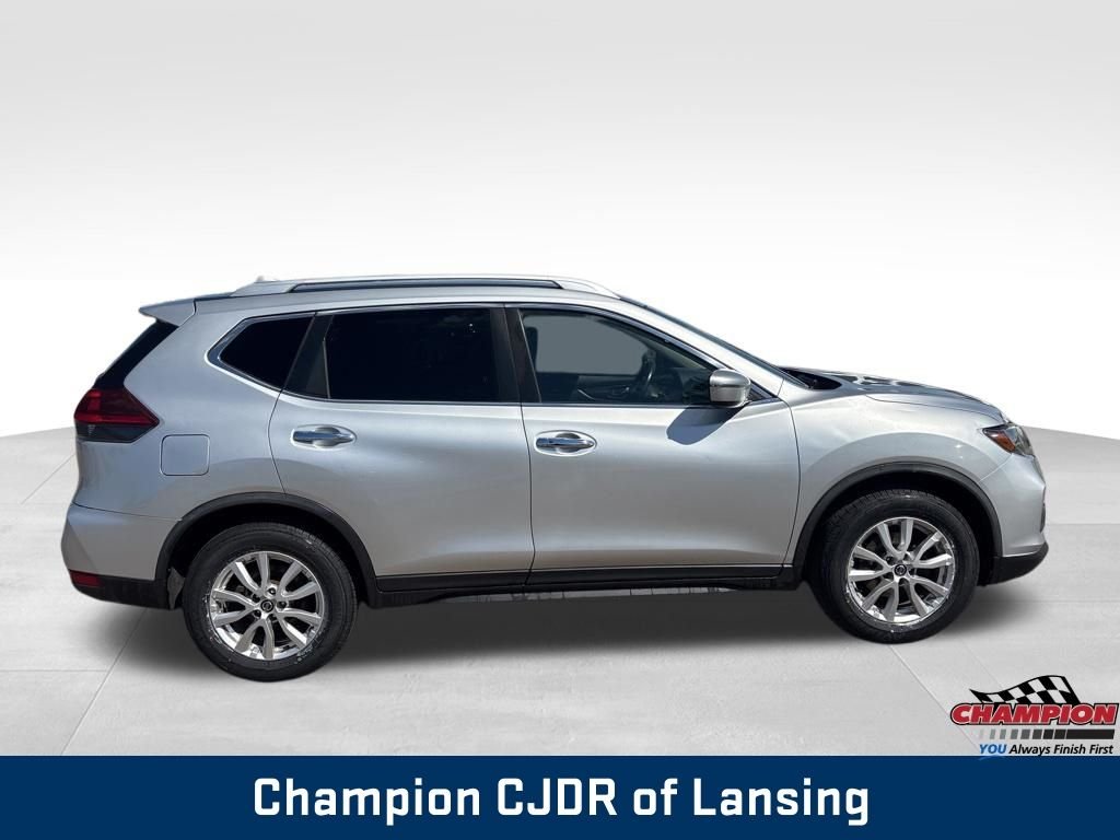 Used 2019 Brilliant Silver Metallic Nissan SV image 9